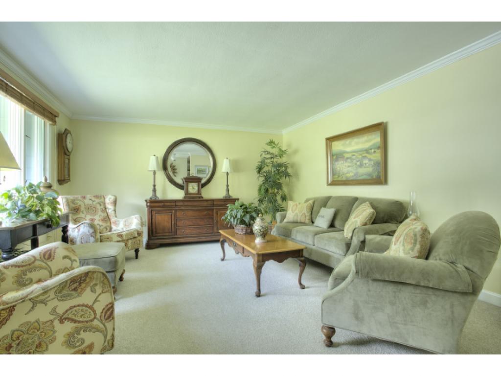 21 Sawmill Road Pelham, NH 03076 - Photo 20 of 30