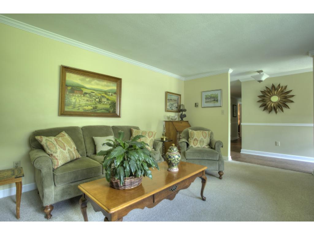 21 Sawmill Road Pelham, NH 03076 - Photo 22 of 30