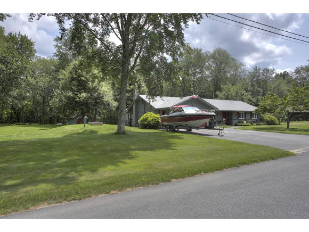 21 Sawmill Road Pelham, NH 03076 - Photo 5 of 30