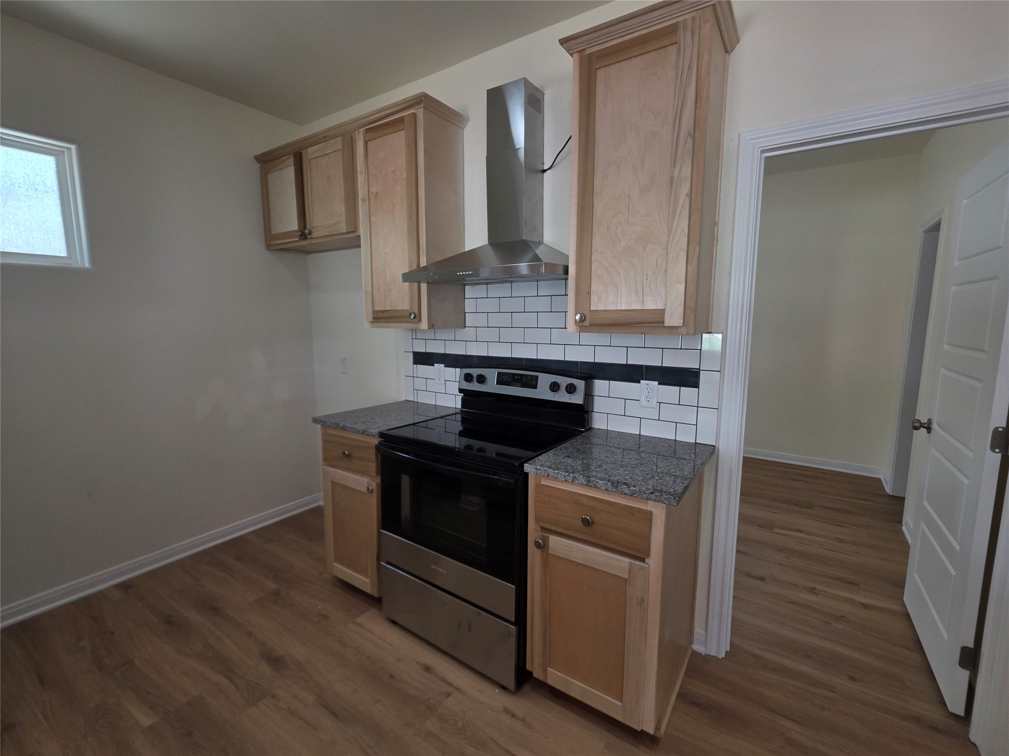 100 East 7th Street Cameron, TX 76520 - Photo 3 of 16