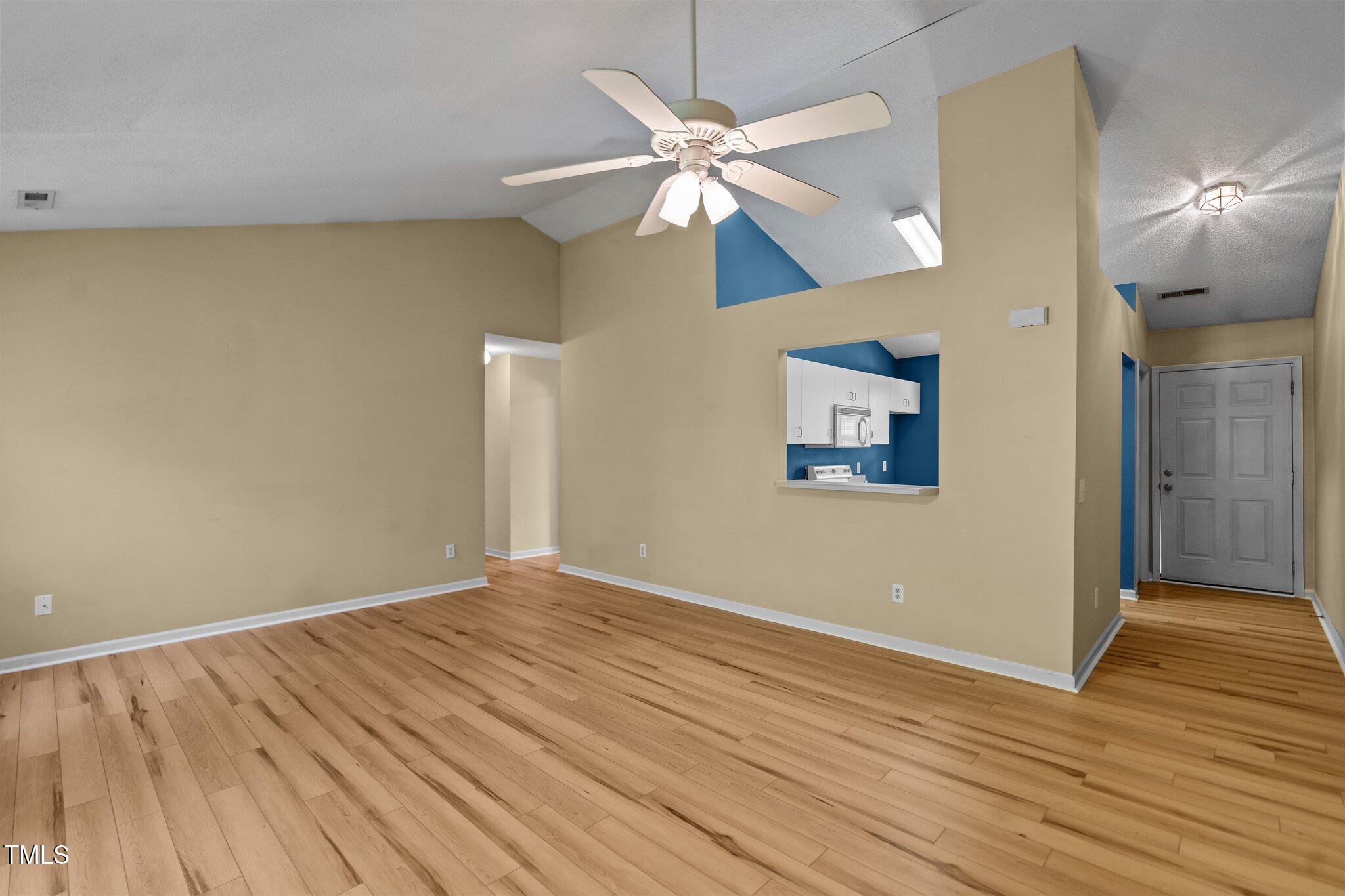 5134 Greenville Loop Road, Unit D Wilmington, NC 28409 - Photo 4 of 31 9-web-or-mls-DSC00118