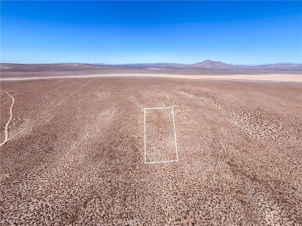 0 Unincorporated Boron, CA 93516 - Photo 4 of 15 a view of a sky from in view