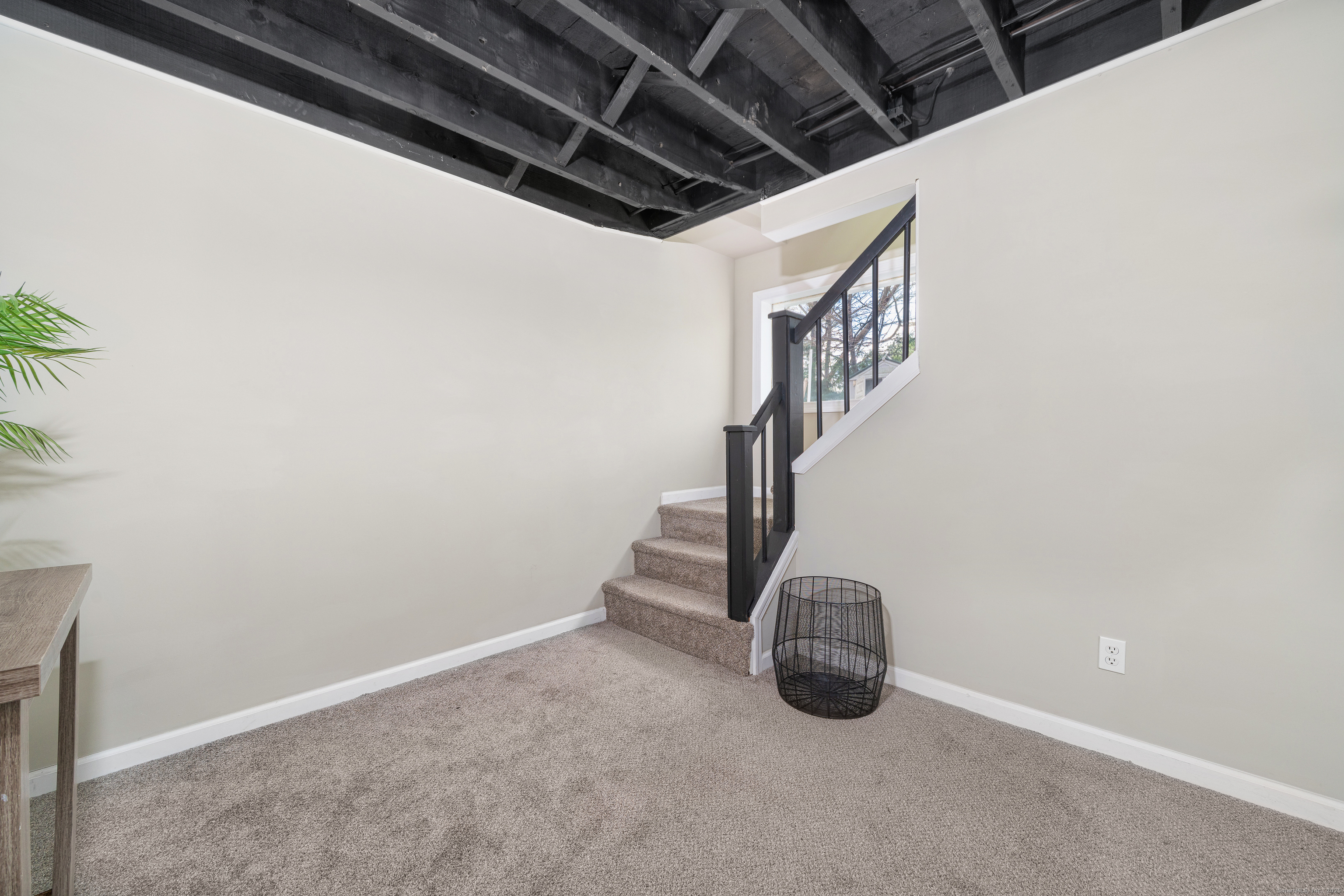 574 Butternut Street Middletown, CT 06457 - Photo 29 of 39