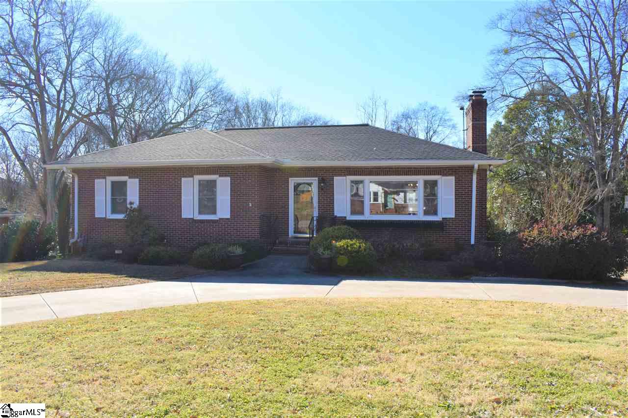 116 Keith Drive Greenville, SC 29607 - Photo 1 of 33 Gallery Image 1