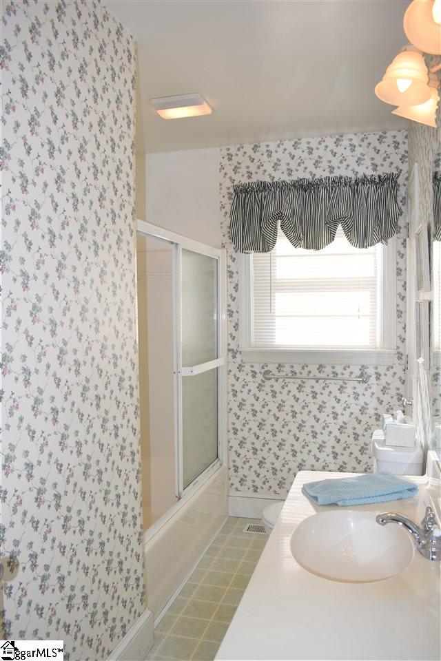 116 Keith Drive Greenville, SC 29607 - Photo 16 of 33 Gallery Image 16