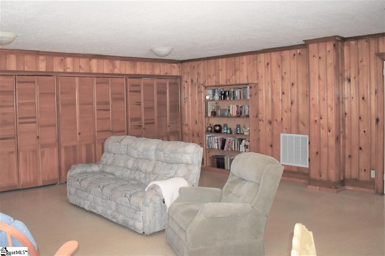 116 Keith Drive Greenville, SC 29607 - Photo 29 of 33 Gallery Image 29