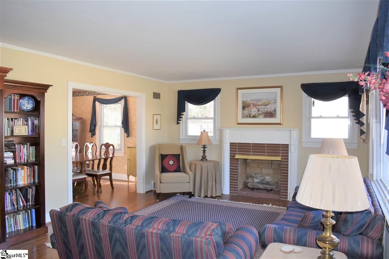 116 Keith Drive Greenville, SC 29607 - Photo 4 of 33 Gallery Image 4