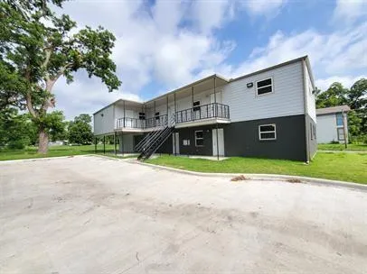 $500 | 2004 Wesley Street, Unit 5, Greenville, TX 75401