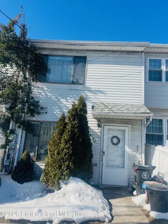 $425,000 | 364 Mosel Avenue | Concord