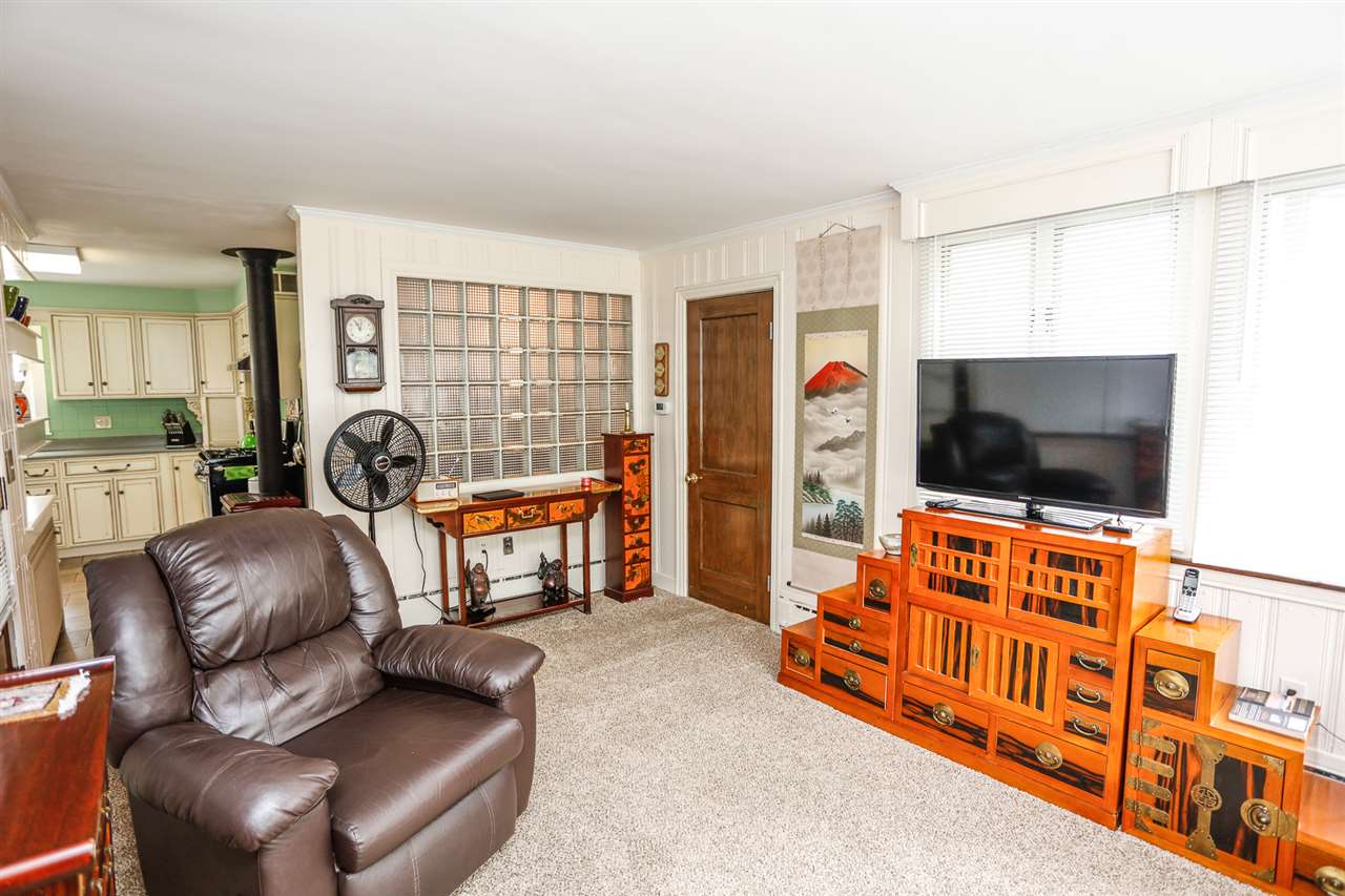 6 Broad Street Rochester, NH 03867 - Photo 13 of 39