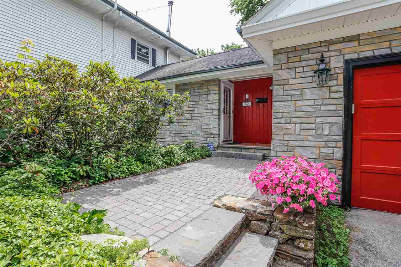 6 Broad Street Rochester, NH 03867 - Photo 6 of 39