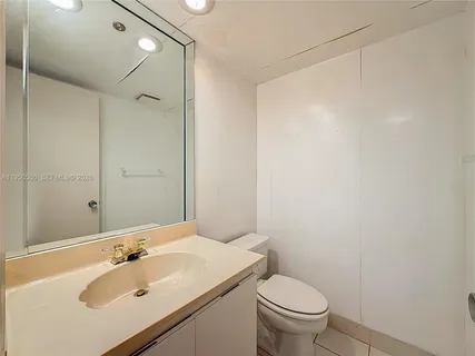 $190,000 | 806 Cypress Grove Lane, Unit 303, Pompano Beach, FL 33069