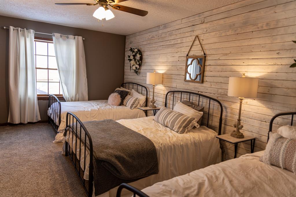 189 Nautilus Court Decatur, TX 76234 - Photo 21 of 37