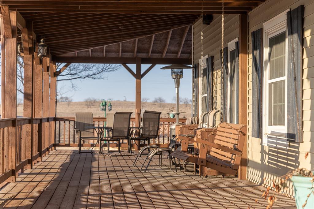 189 Nautilus Court Decatur, TX 76234 - Photo 31 of 37