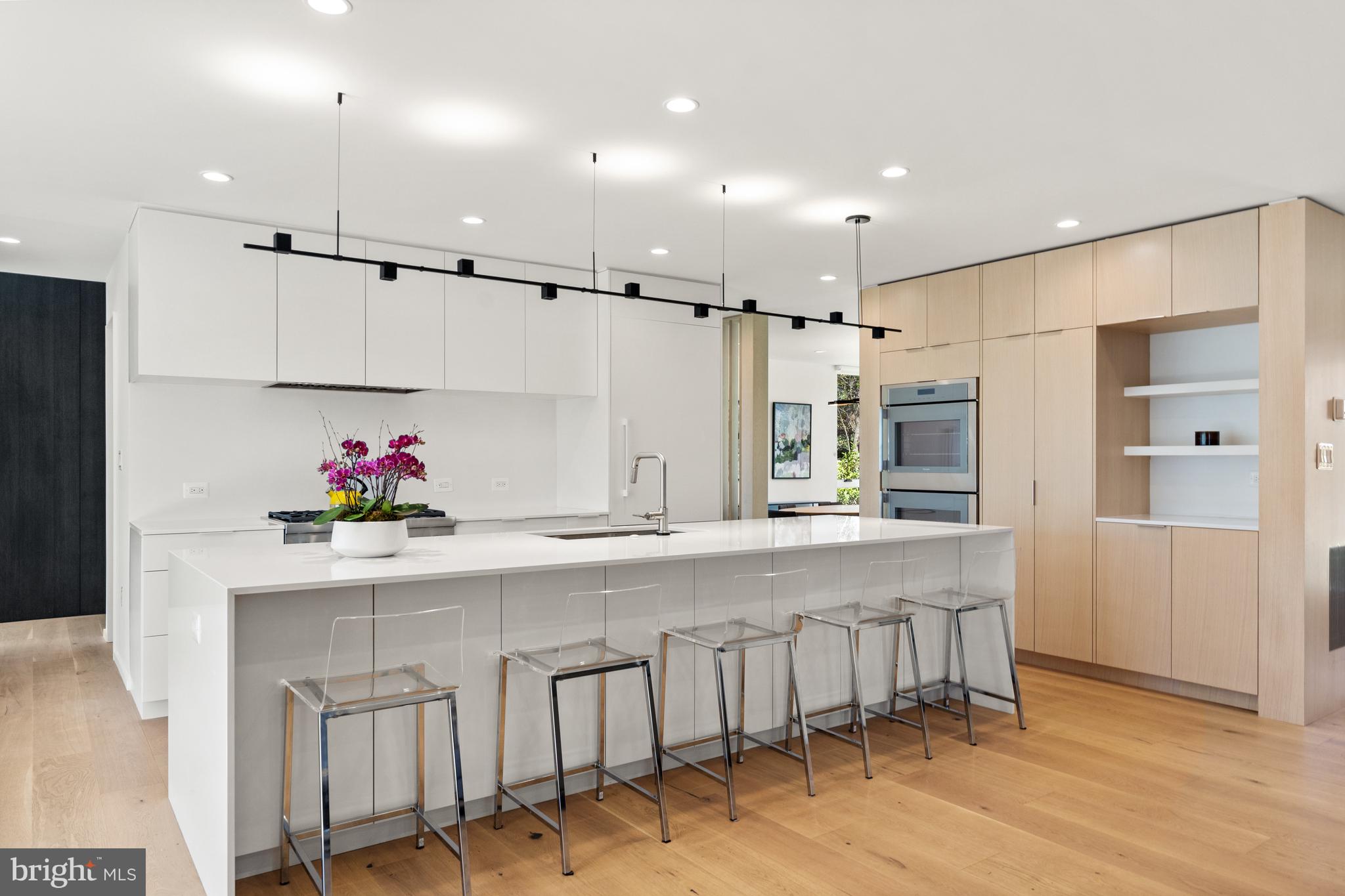 2812 29th Place Northwest Washington, DC 20008 - Photo 17 of 47