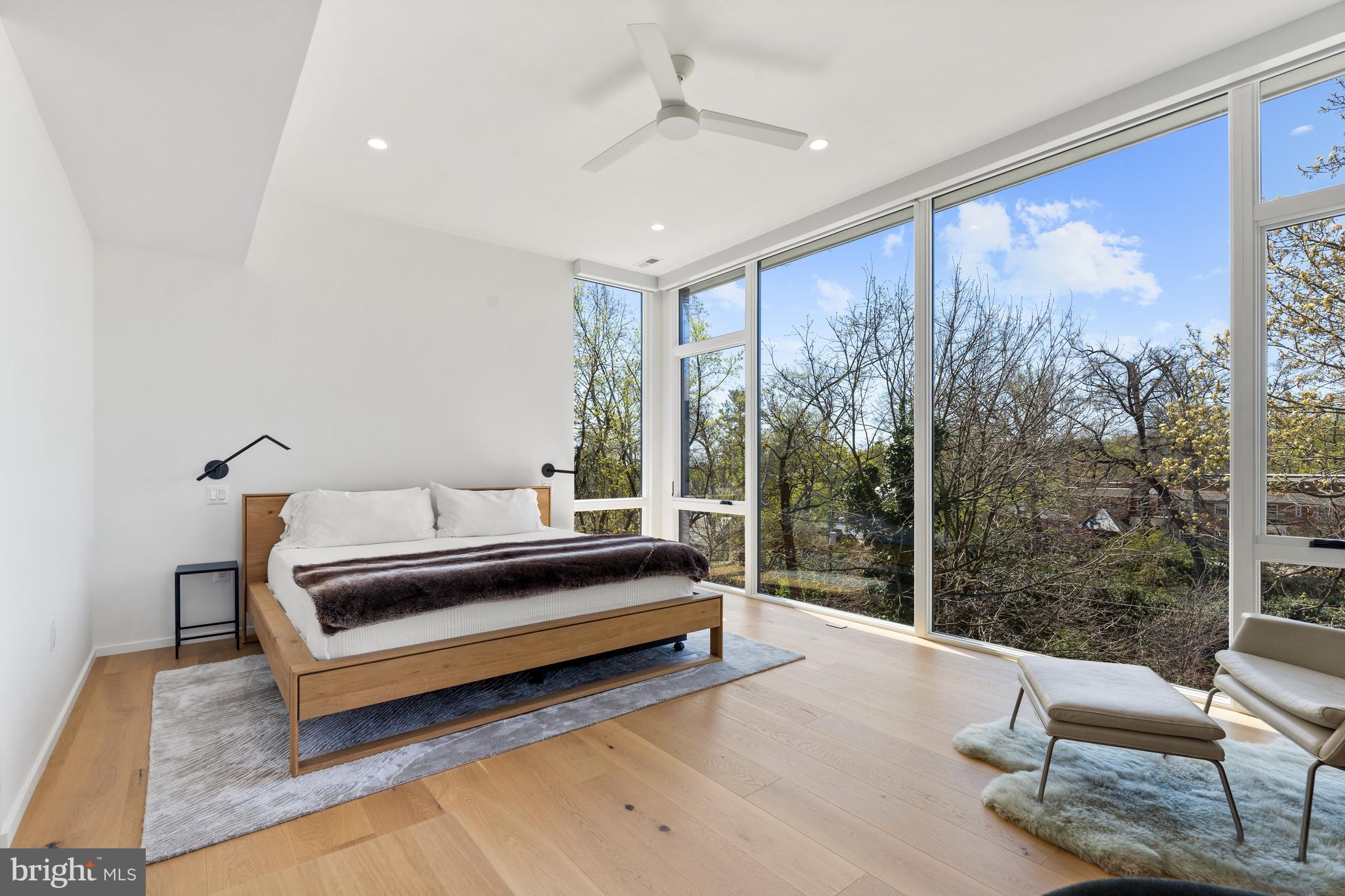 2812 29th Place Northwest Washington, DC 20008 - Photo 24 of 47