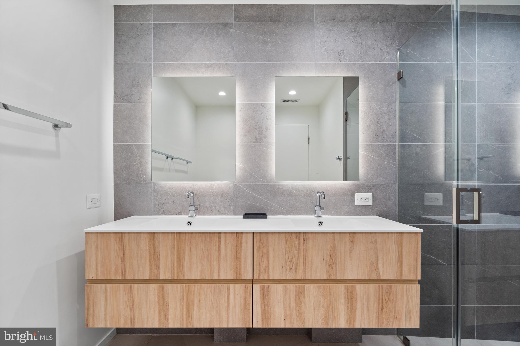 2812 29th Place Northwest Washington, DC 20008 - Photo 26 of 47