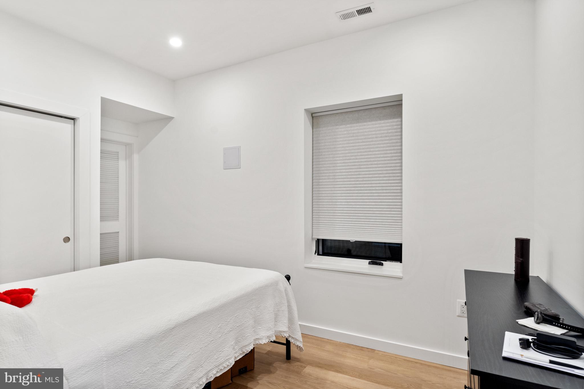 2812 29th Place Northwest Washington, DC 20008 - Photo 45 of 47