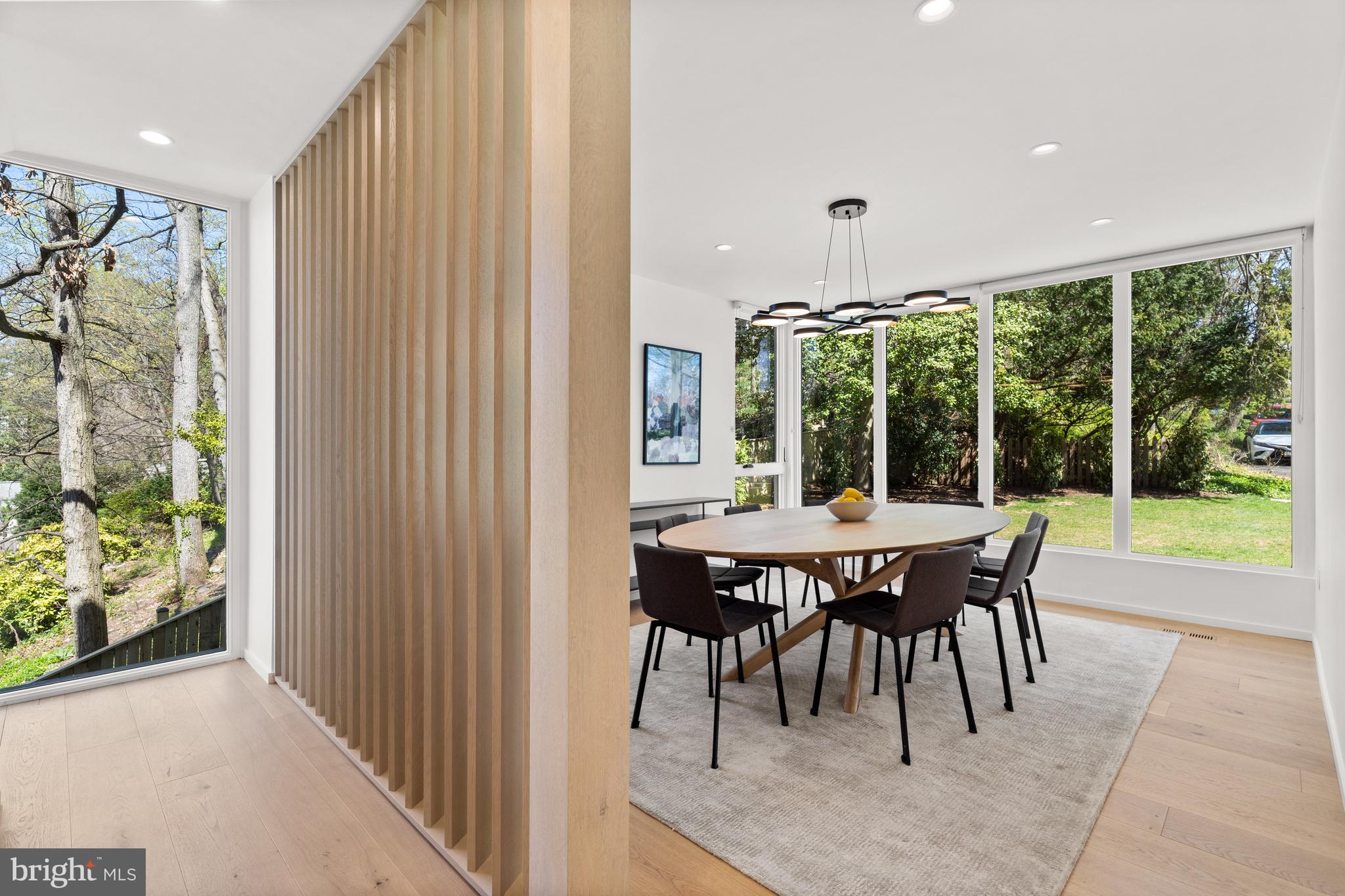 2812 29th Place Northwest Washington, DC 20008 - Photo 6 of 47