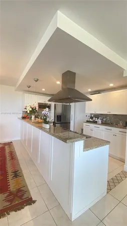 $7,000 | 177 Ocean Ln Drive, Unit 1008, Key Biscayne, FL 33149