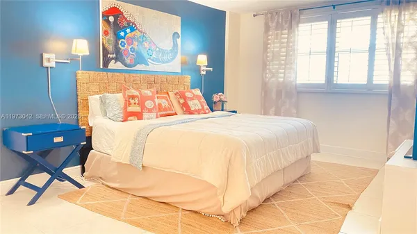 $7,000 | 177 Ocean Ln Drive, Unit 1008, Key Biscayne, FL 33149