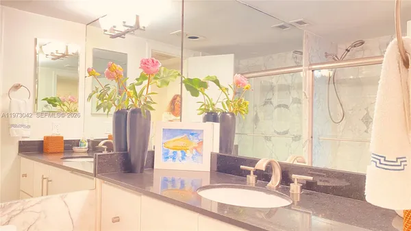 $7,000 | 177 Ocean Ln Drive, Unit 1008, Key Biscayne, FL 33149