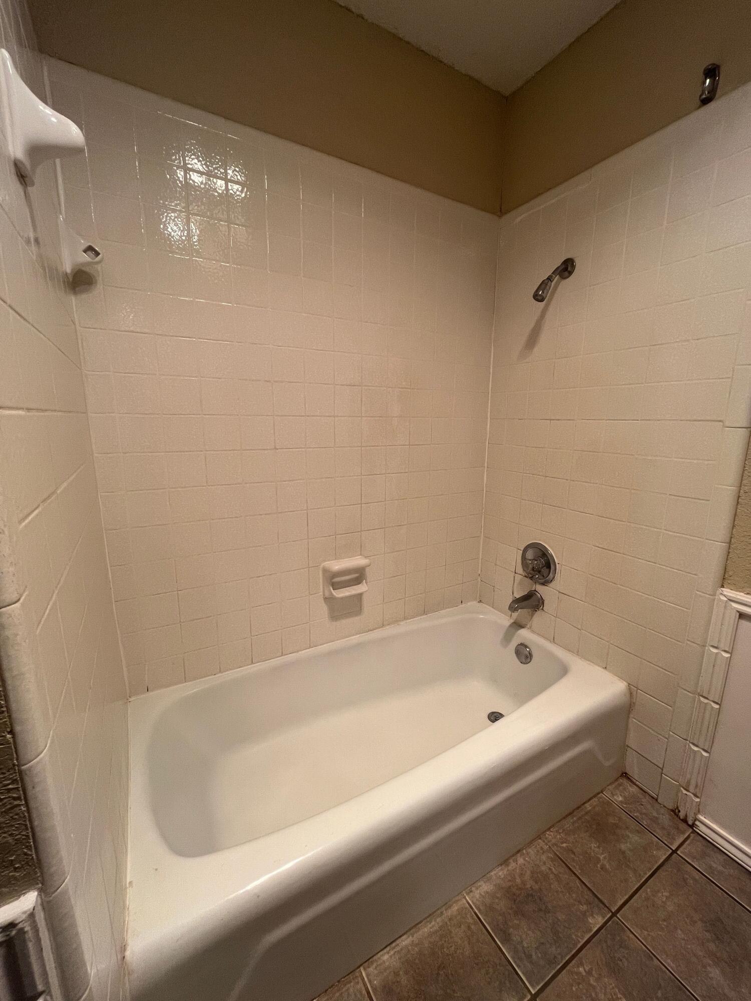 7001 Geneva Avenue, Unit B Lubbock, TX 79413 - Photo 11 of 14 original (9)