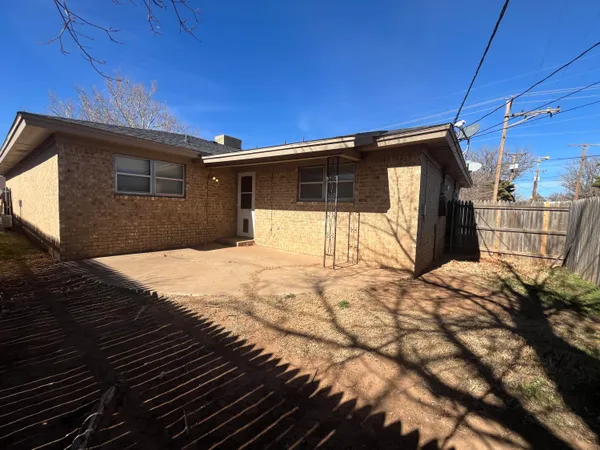 $1,100 | 7001 Geneva Avenue, Unit B, Lubbock, TX 79413