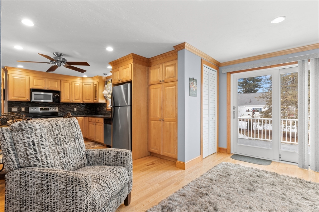 6 Keyes Road Billerica, MA 01821 - Photo 11 of 40