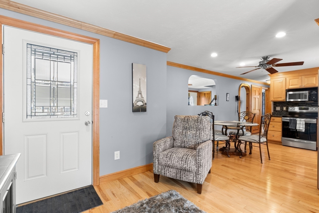 6 Keyes Road Billerica, MA 01821 - Photo 13 of 40