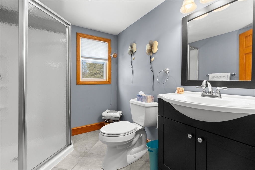 6 Keyes Road Billerica, MA 01821 - Photo 28 of 40