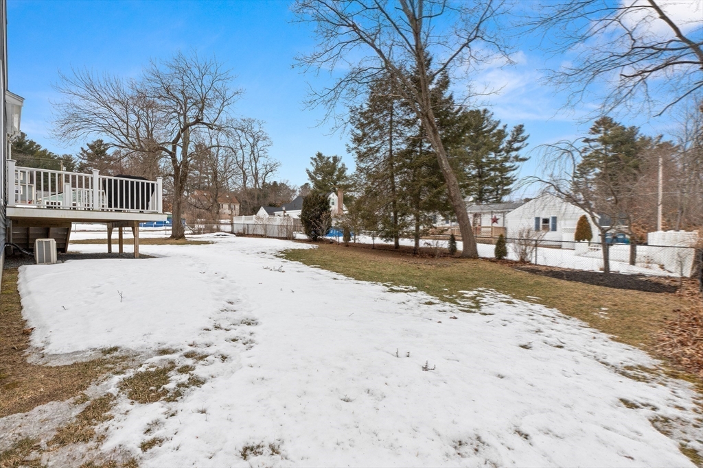 6 Keyes Road Billerica, MA 01821 - Photo 35 of 40