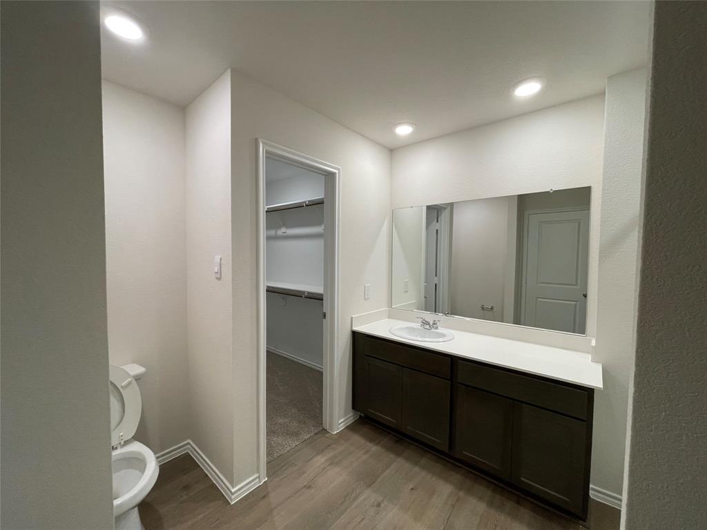 1452 Millstead Rill Road Caddo Mills, TX 75135 - Photo 9 of 24 En-suite bathroom