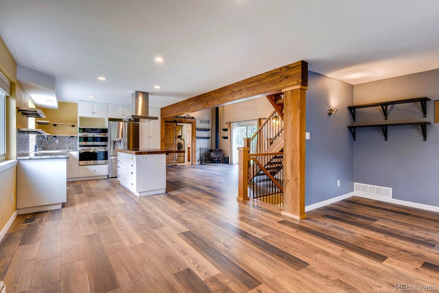 6861 Devinney Street Arvada, CO 80004 - Photo 10 of 28