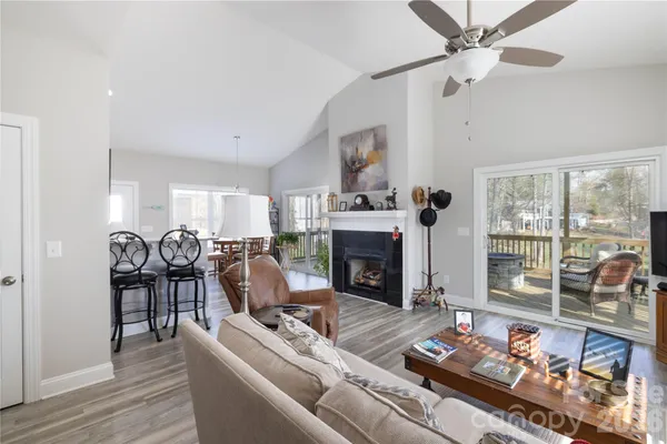 $584,500 | 194 Hattaway Circle, Troy, NC 27371