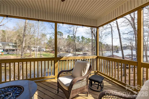 $584,500 | 194 Hattaway Circle, Troy, NC 27371