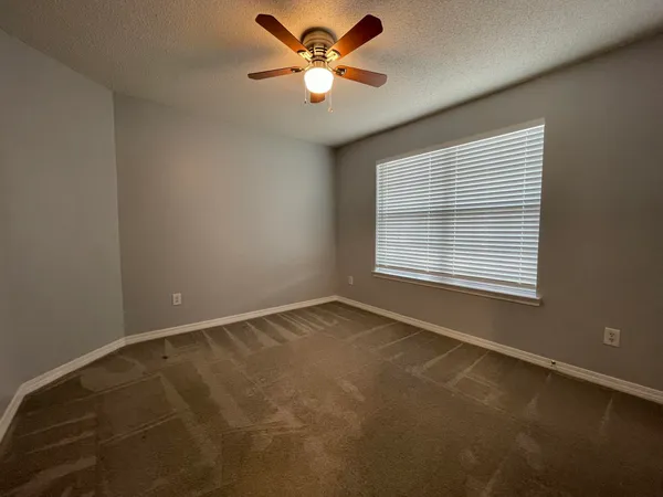 $1,695 | 212 Lustan Drive, Crestview, FL 32536