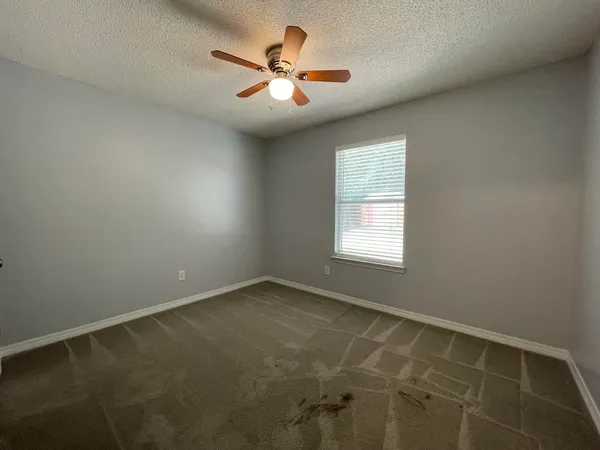 $1,695 | 212 Lustan Drive, Crestview, FL 32536