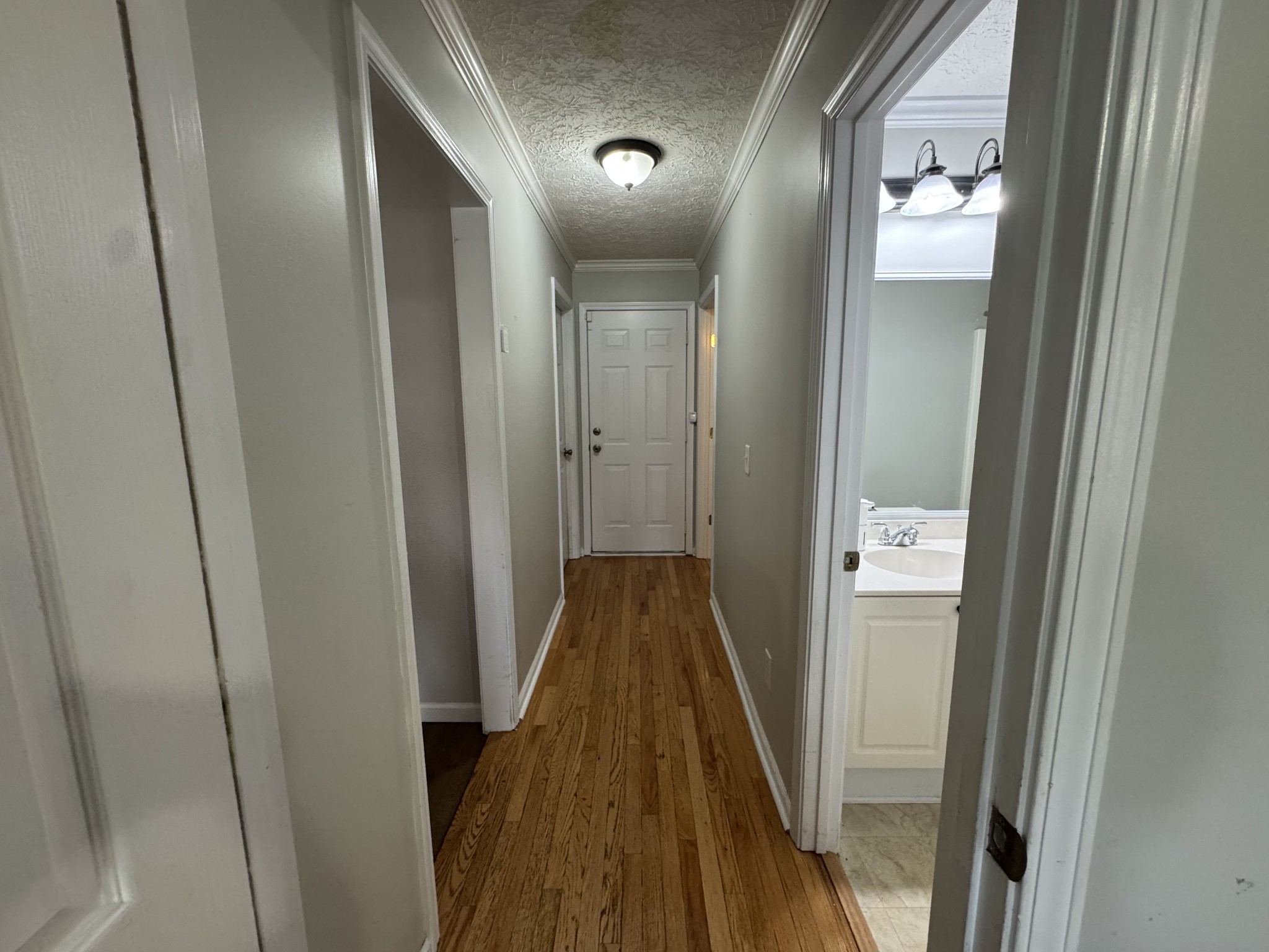 520 Briarhill Road Lebanon, TN 37087 - Photo 18 of 37 a view of hallway with wooden floor
