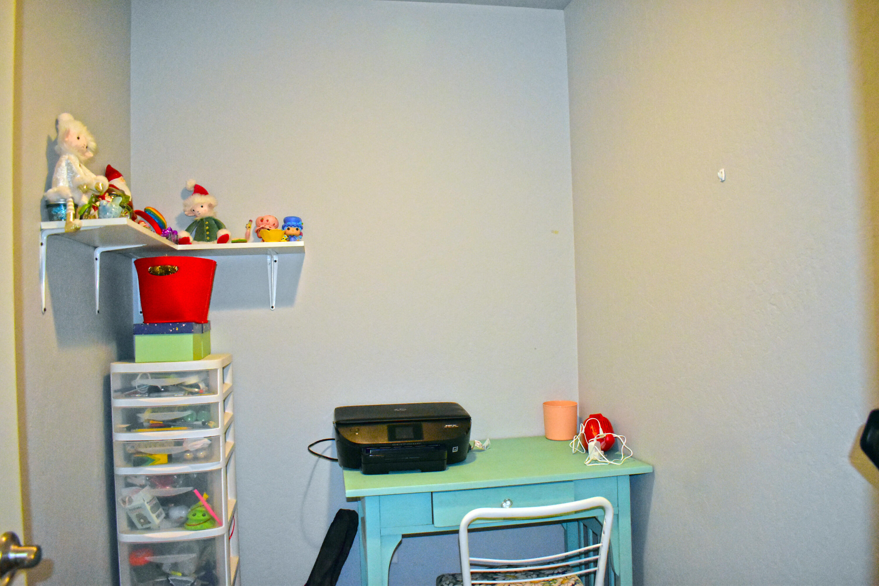 13822 Perry Road White City, OR 97503 - Photo 34 of 39 2nd Office/Craft Room