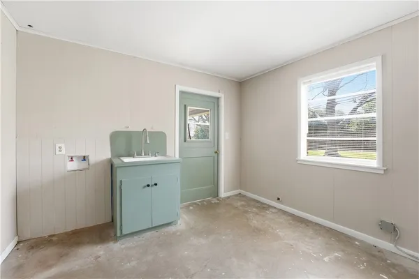 a view of outdoor space yard and green space