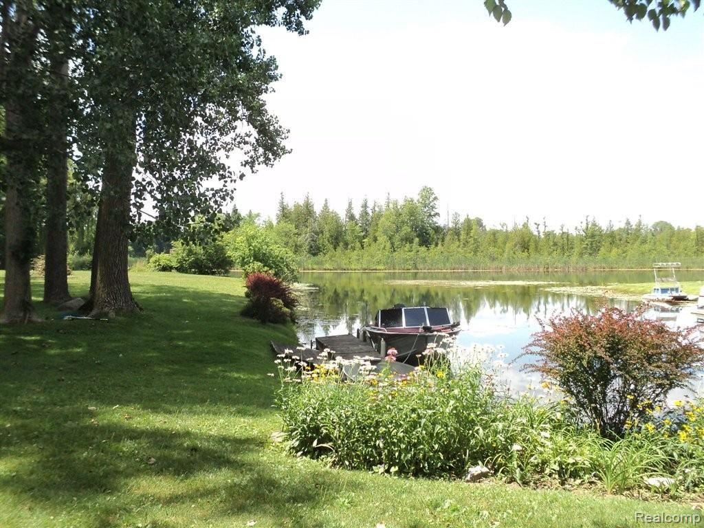 9689 Pine Knob Road Clarkston, MI 48348 - Photo 12 of 17 Unbelievable Views
