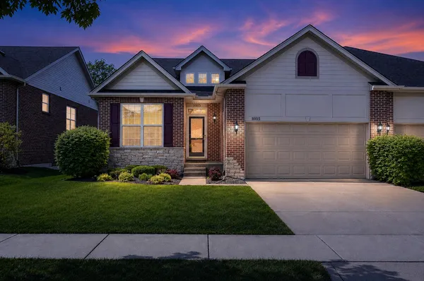 $399,900 | 10015 Prairie Knoll Court, St. John, IN 46373