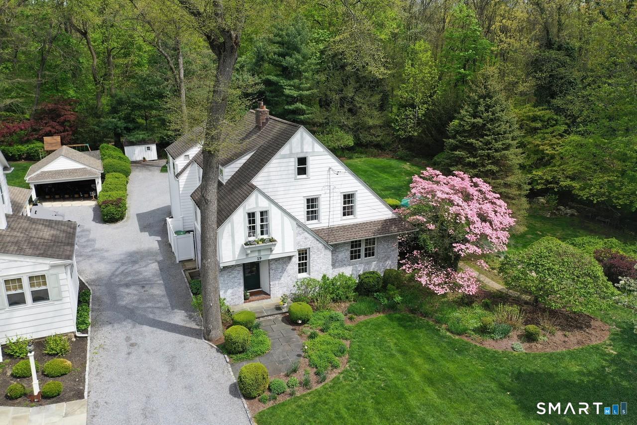 19 Chester Road Darien, CT 06820 - Photo 1 of 1 Gallery Image 1