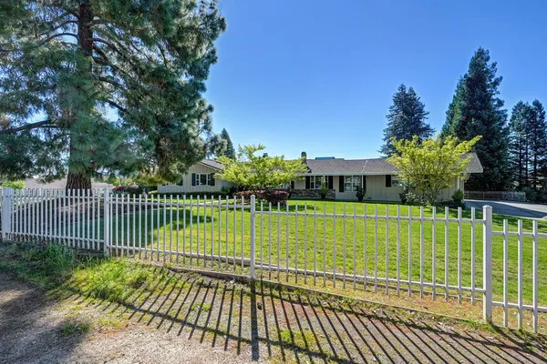 $885,000 | 6730 Lakeview Drive, Carmichael, CA 95608