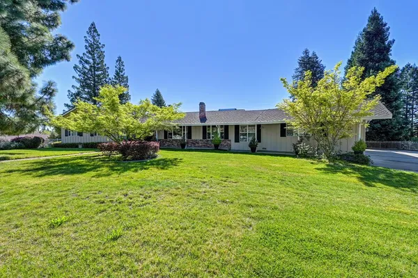 $885,000 | 6730 Lakeview Drive, Carmichael, CA 95608