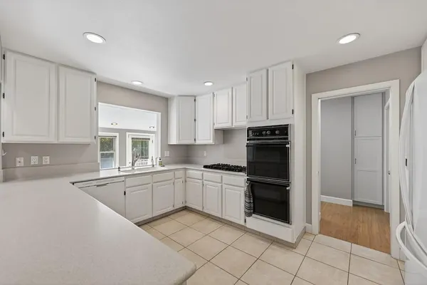 $885,000 | 6730 Lakeview Drive, Carmichael, CA 95608