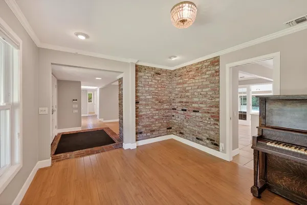 $885,000 | 6730 Lakeview Drive, Carmichael, CA 95608