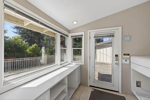 $885,000 | 6730 Lakeview Drive, Carmichael, CA 95608