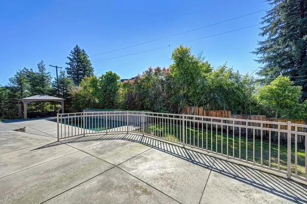 $885,000 | 6730 Lakeview Drive, Carmichael, CA 95608